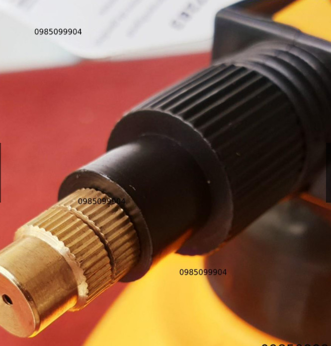 Bình xịt nước tưới cây 2 lít TOLSEN 57281