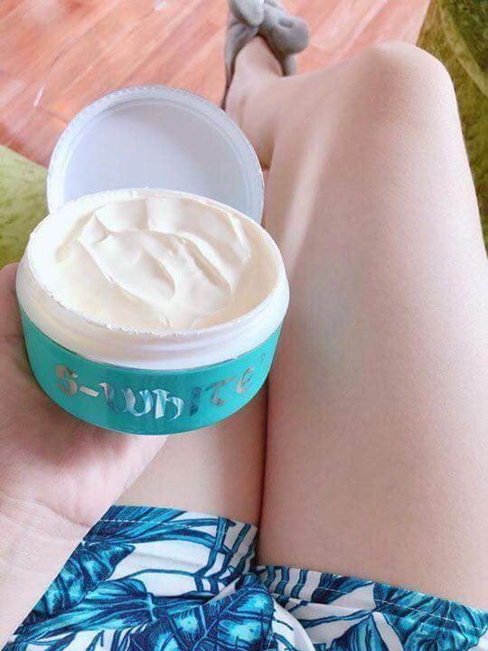 Kem dưỡng mịn da body táo swhite
