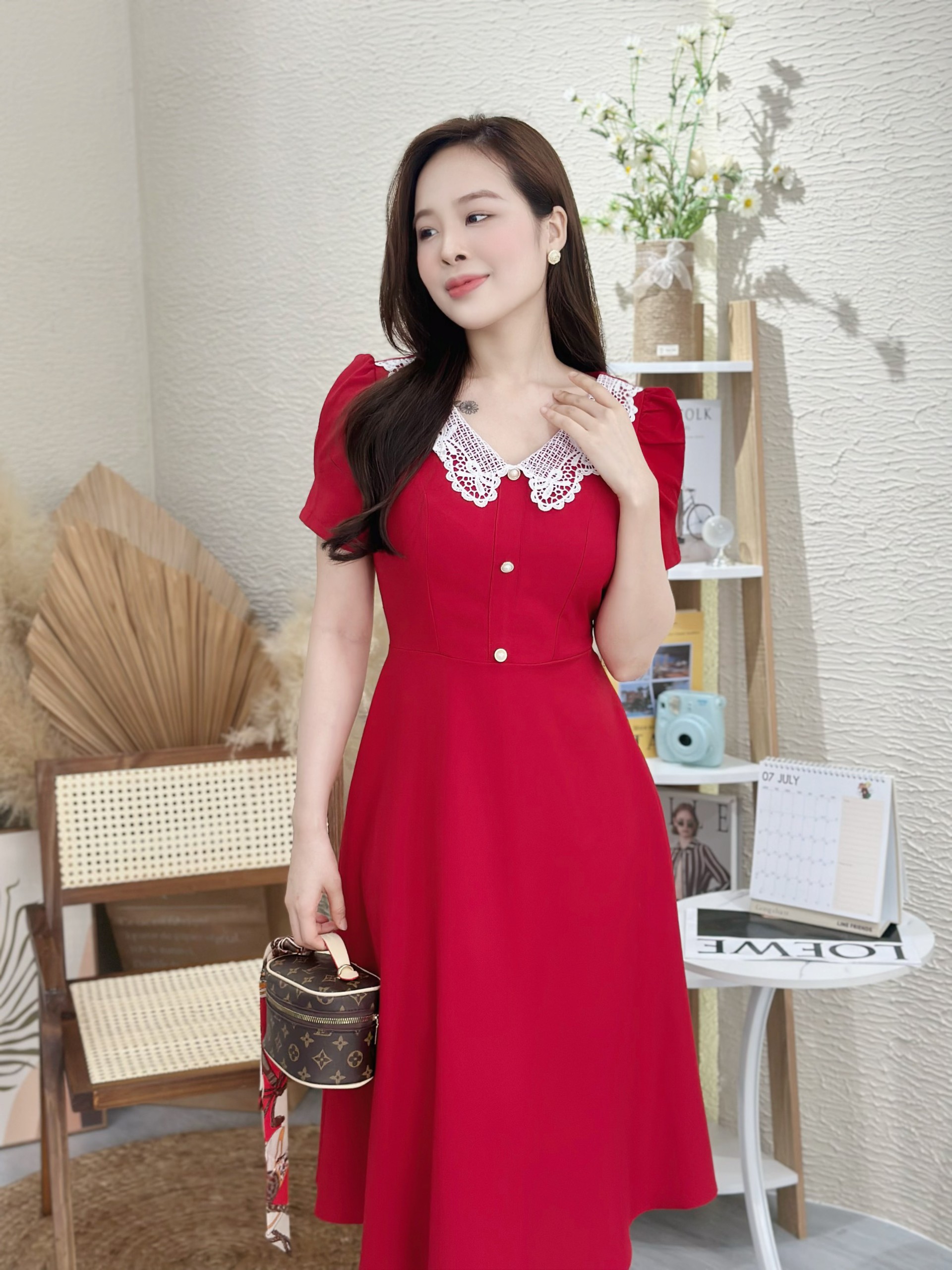 Đầm xòe cổ phối ren, đính nút, tay phồng Misa - MS0284 (Hình thật shop chụp)