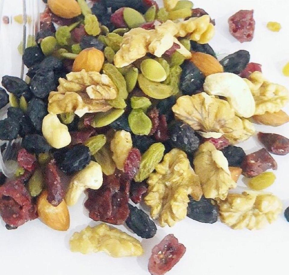 HẠT DINH DƯỠNG MIX 7 VỊ HÃNG YUMI( 1 hộp 150g)
