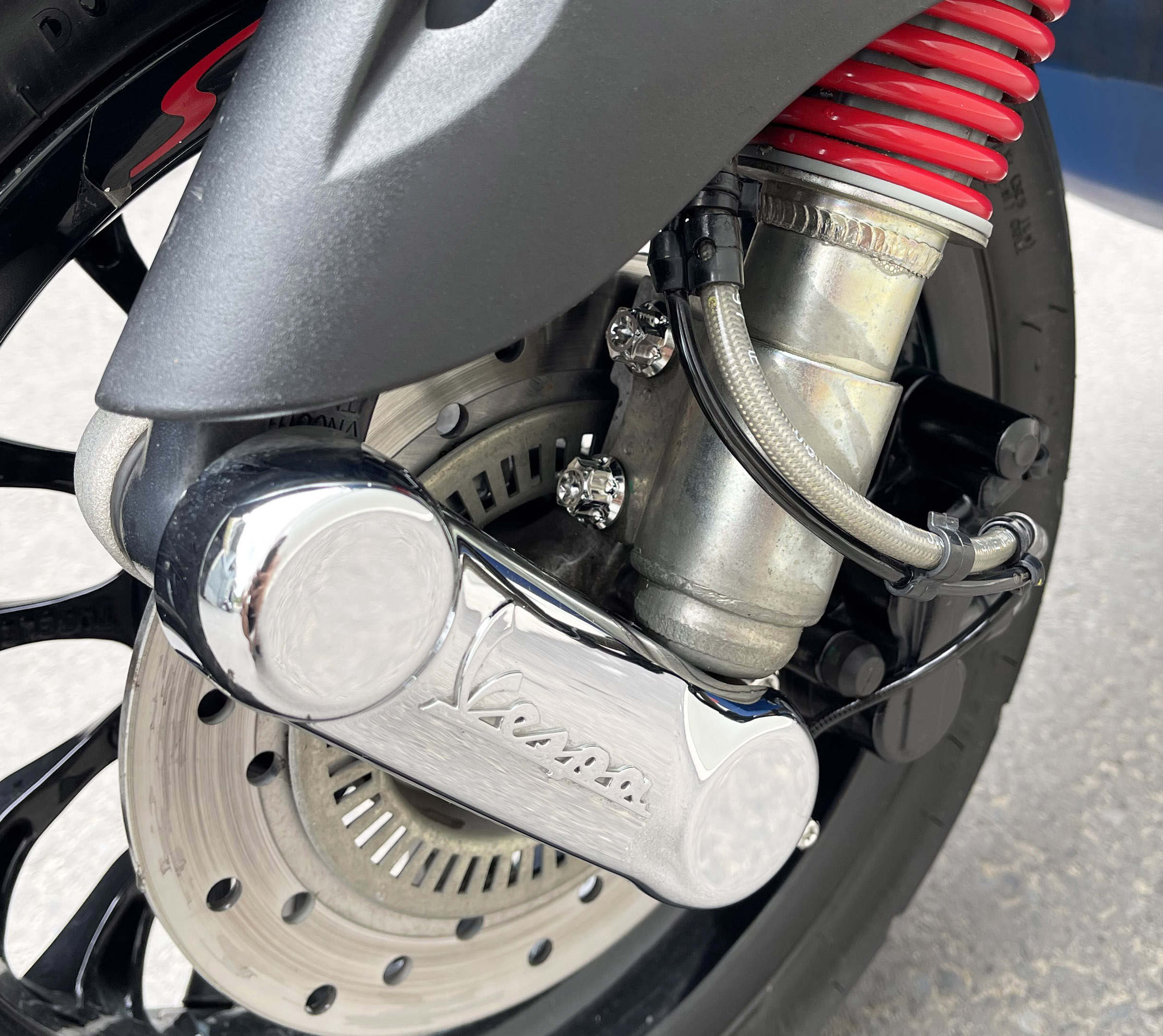 Cặp ốc Salaya phuộc zin trước dành cho xe Vespa Sprint Primavera Notte Iget