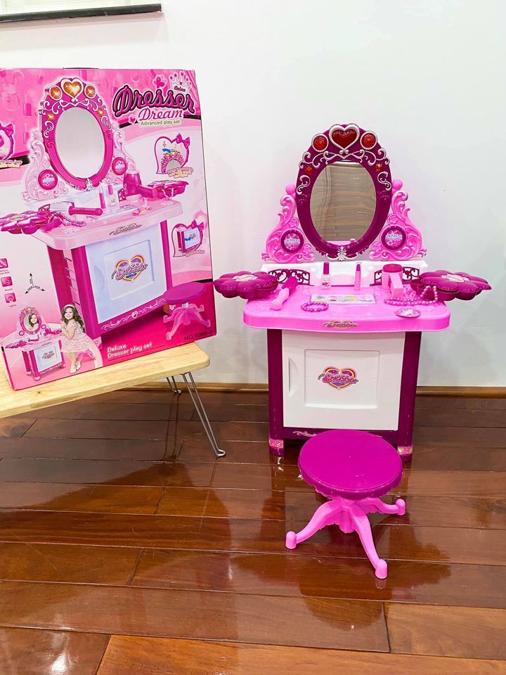 Bàn trang điểm Deluxe cho Bé