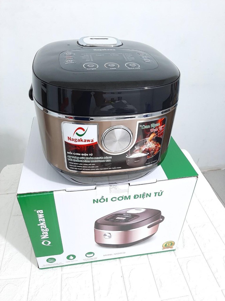 Nồi cơm điện tử Nagakawa NAG0123 1.5 Lít