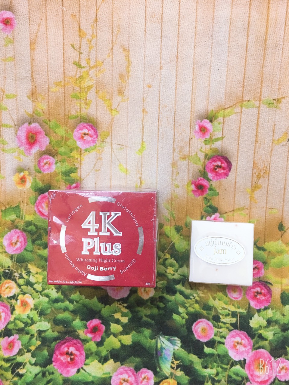 Kem 4K Đỏ kem Mụn Thái Lan- chiết xuất cherry