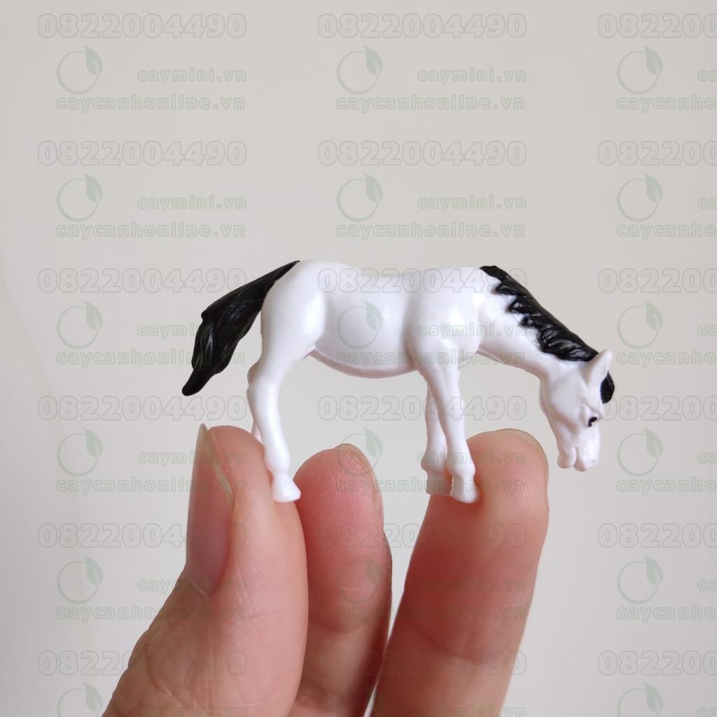 Phụ kiện trang trí tiểu cảnh Terrarium - Ngựa hoang