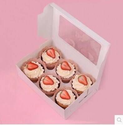 Hộp giấy đựng bánh cupcake 6 bánh - Set 5 hộp