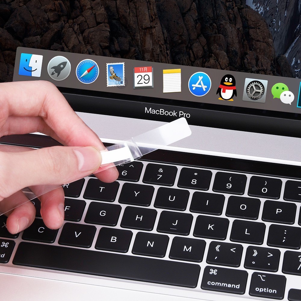 Miếng Dán Touch Bar Cho Macbook Pro Đời Mới 13/15/16"