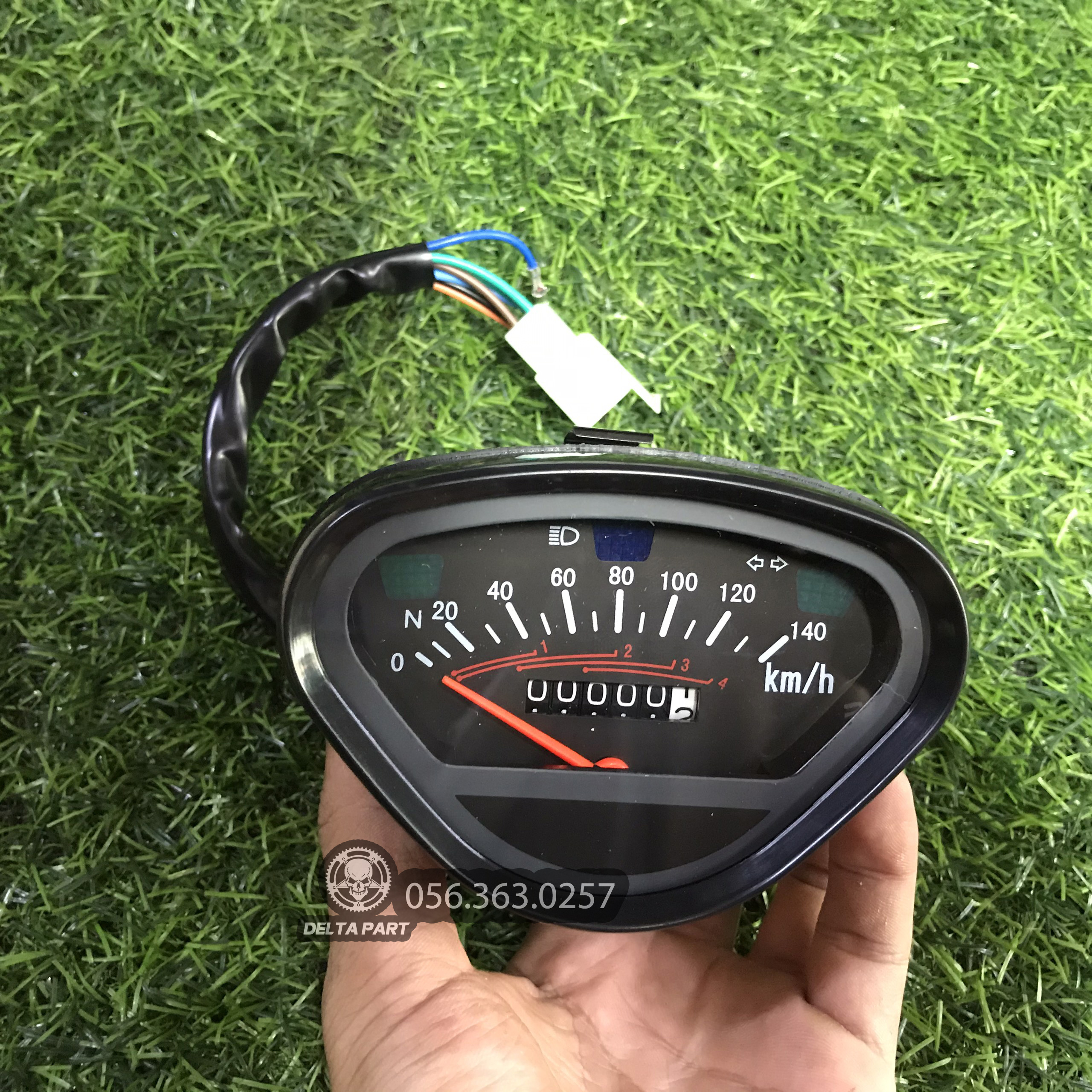 [HCM]Đồng hồ xe 67 đen hàng nhập thái
