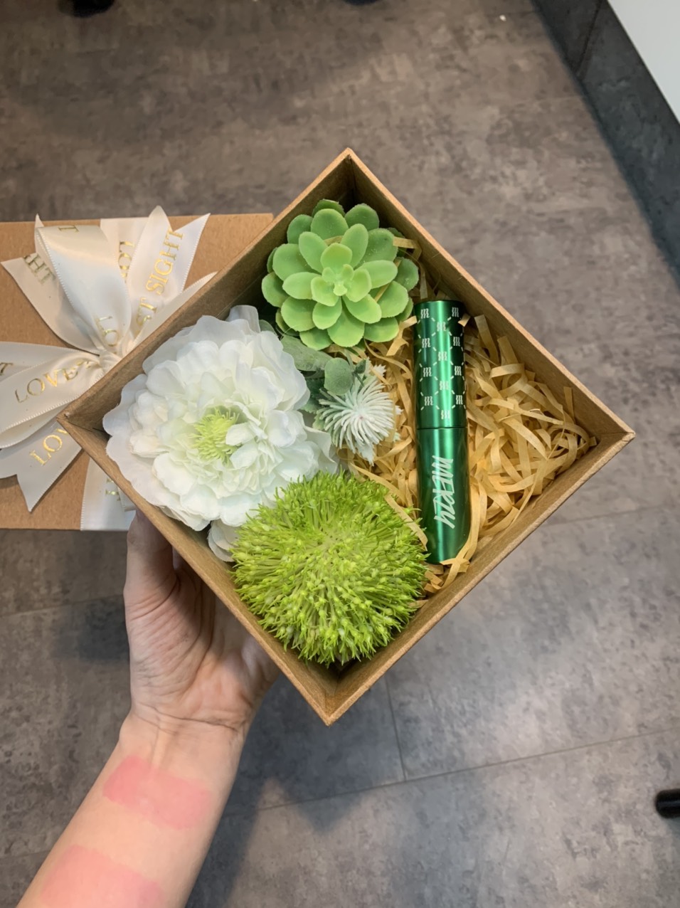 Hộp quà đựng son cao cấp