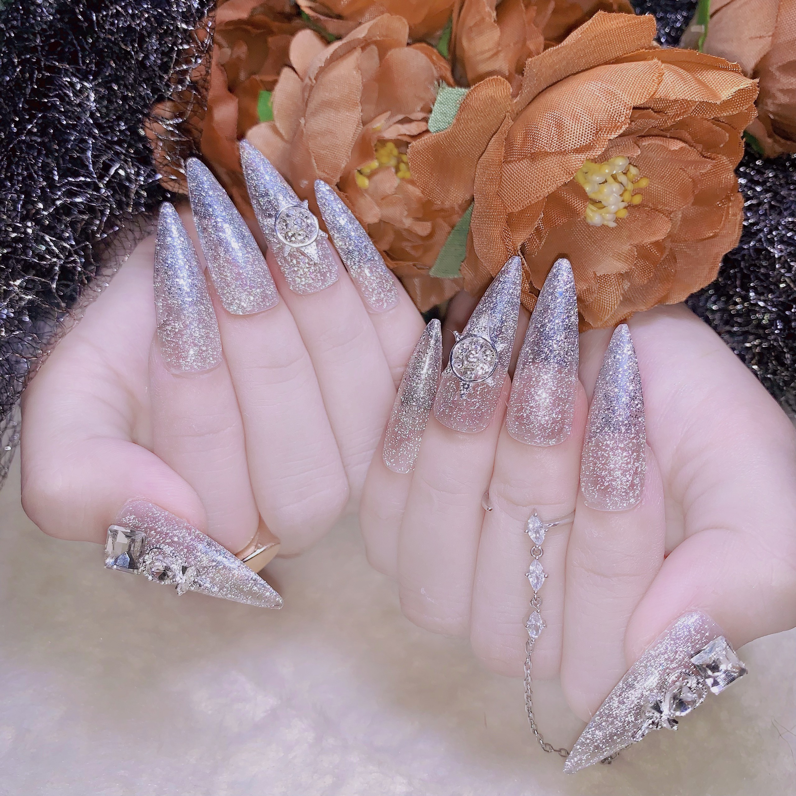 nail box, móng tay giả dài nhọn đính charm đá (tặng kèm keo dán dũa)