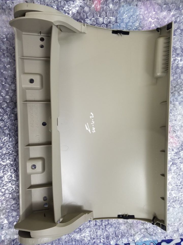nắp cốp phụ innova