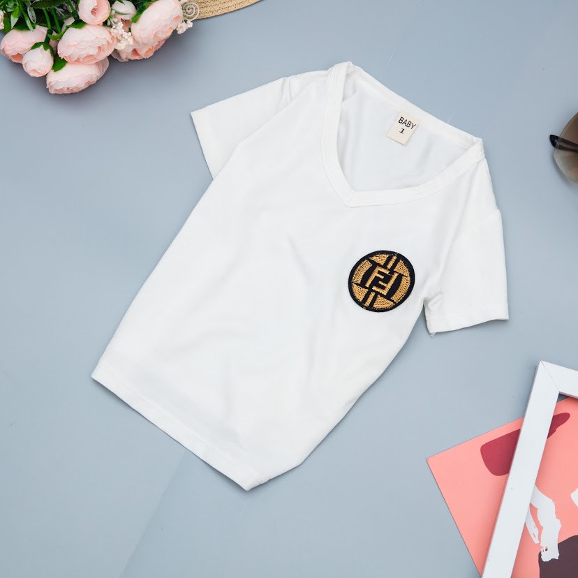 SALE Áo phông cổ tim 100% cotton cho bé