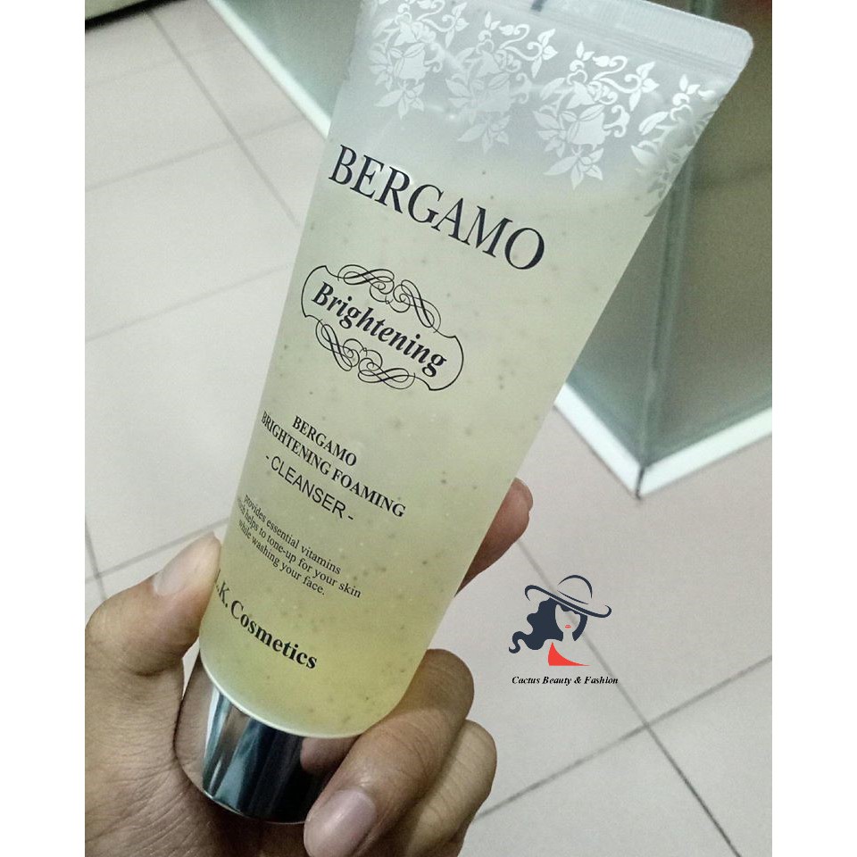 [HCM]Sữa Rửa Mặt Bergamo Dạng Bọt Brightening Foaming Cleanser 150Ml