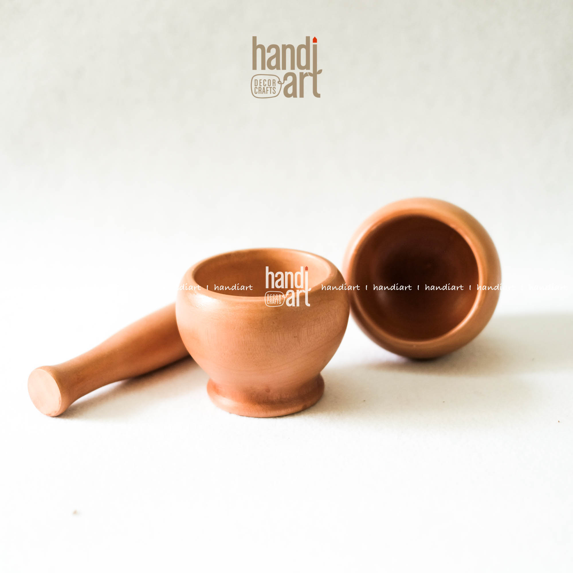 Cối Chày gỗ hình lu