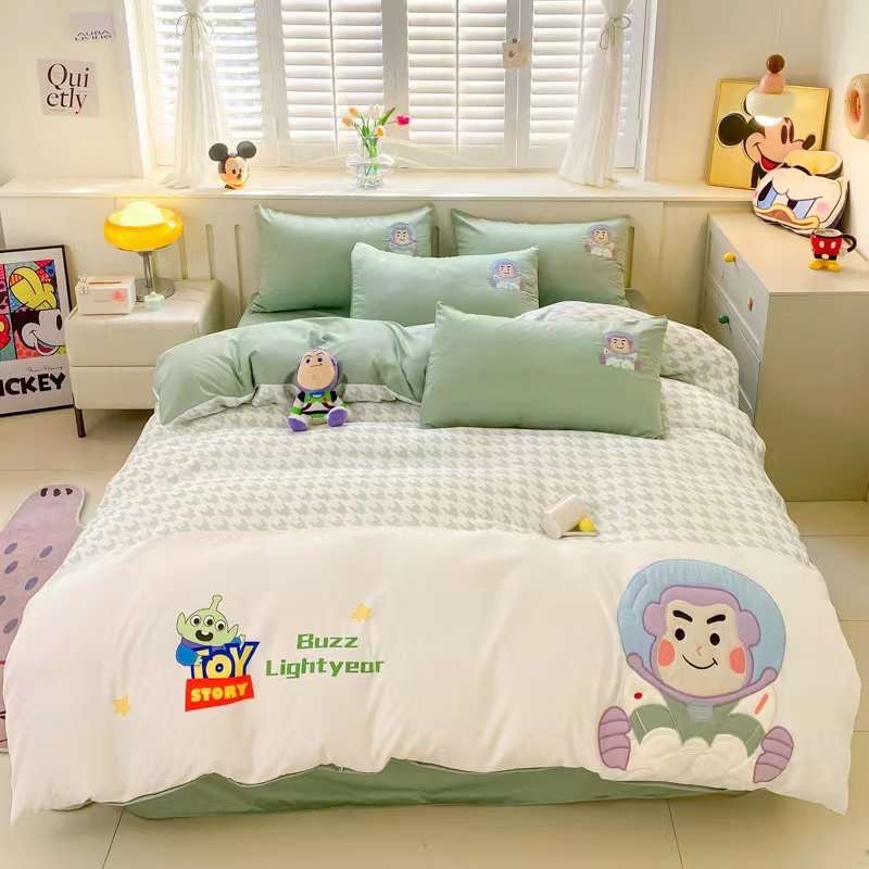 Set 5 Món Vỏ Chăn Ga Gối Phi Lụa Mickey Mouse Hàng Nhập Khẩu