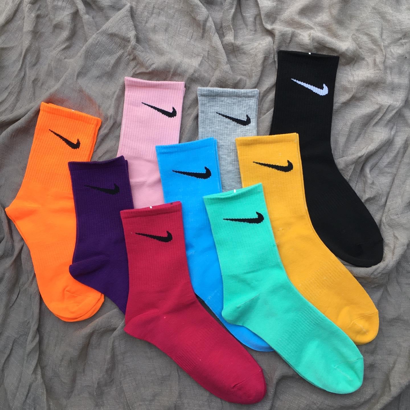 [HCM]Vớ Nike cổ cao màu xanh lá