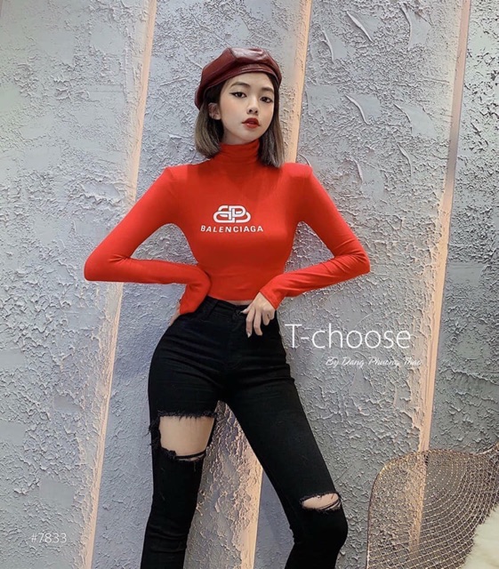 Áo croptop cổ lọ