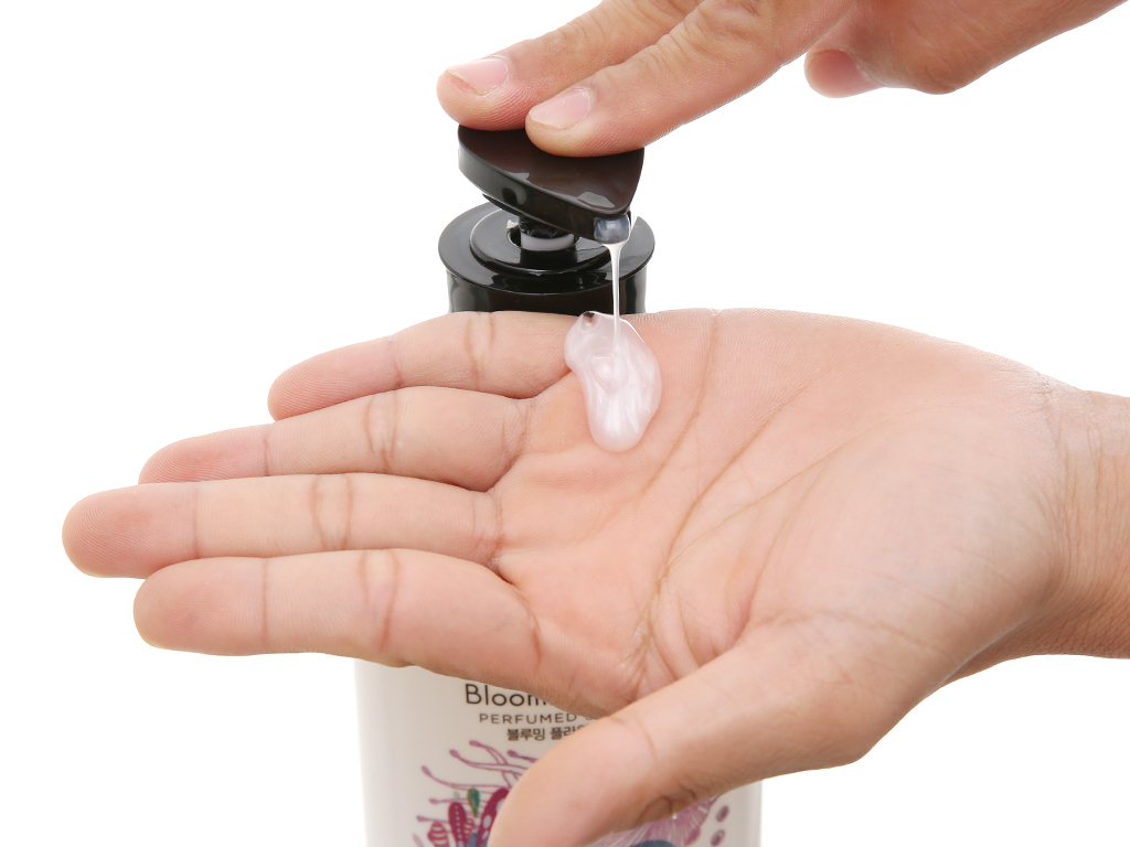 Dầu gội Kerasys Perfume Blooming Flower 600ml