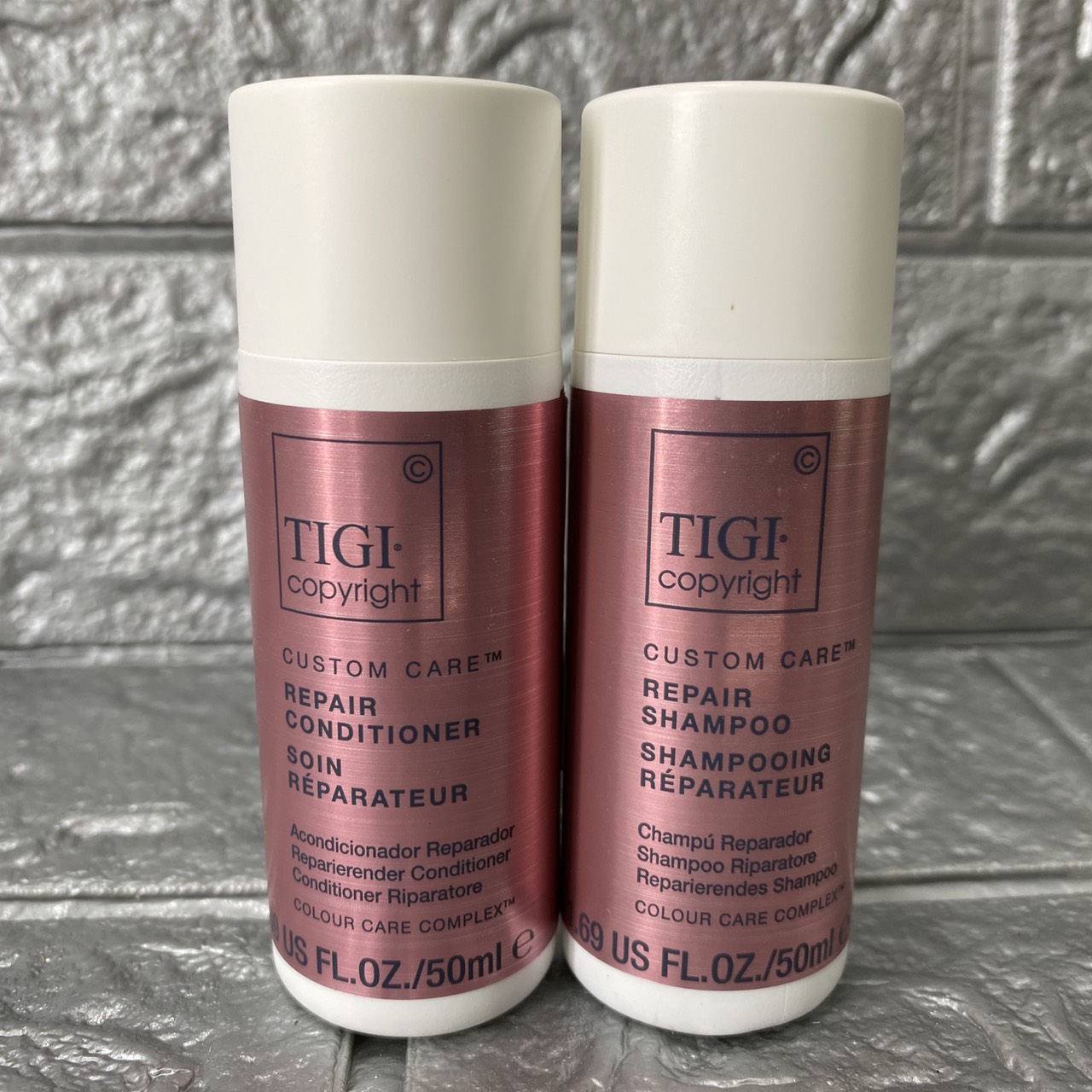 {Siêu rẻ}* Cặp Dầu gội xả phục hồi tóc hư tổn Tigi Copyright CUSTOM CARE REPAIR TRIAL KIT 50ML X 2