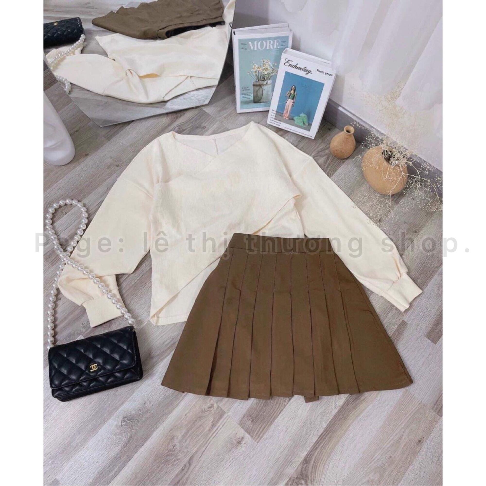 Áo Kiểu Bẹt Vai Gân Đắp Chéo