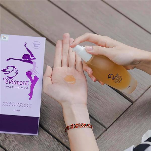 Dung Dịch Vệ Sinh Chăm Sóc Vùng Kín EVamost chai 120m {TEM CÀO}