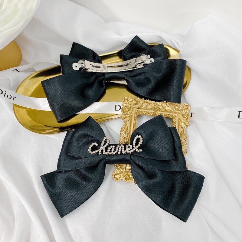 Nơ kẹp tóc chanel đá