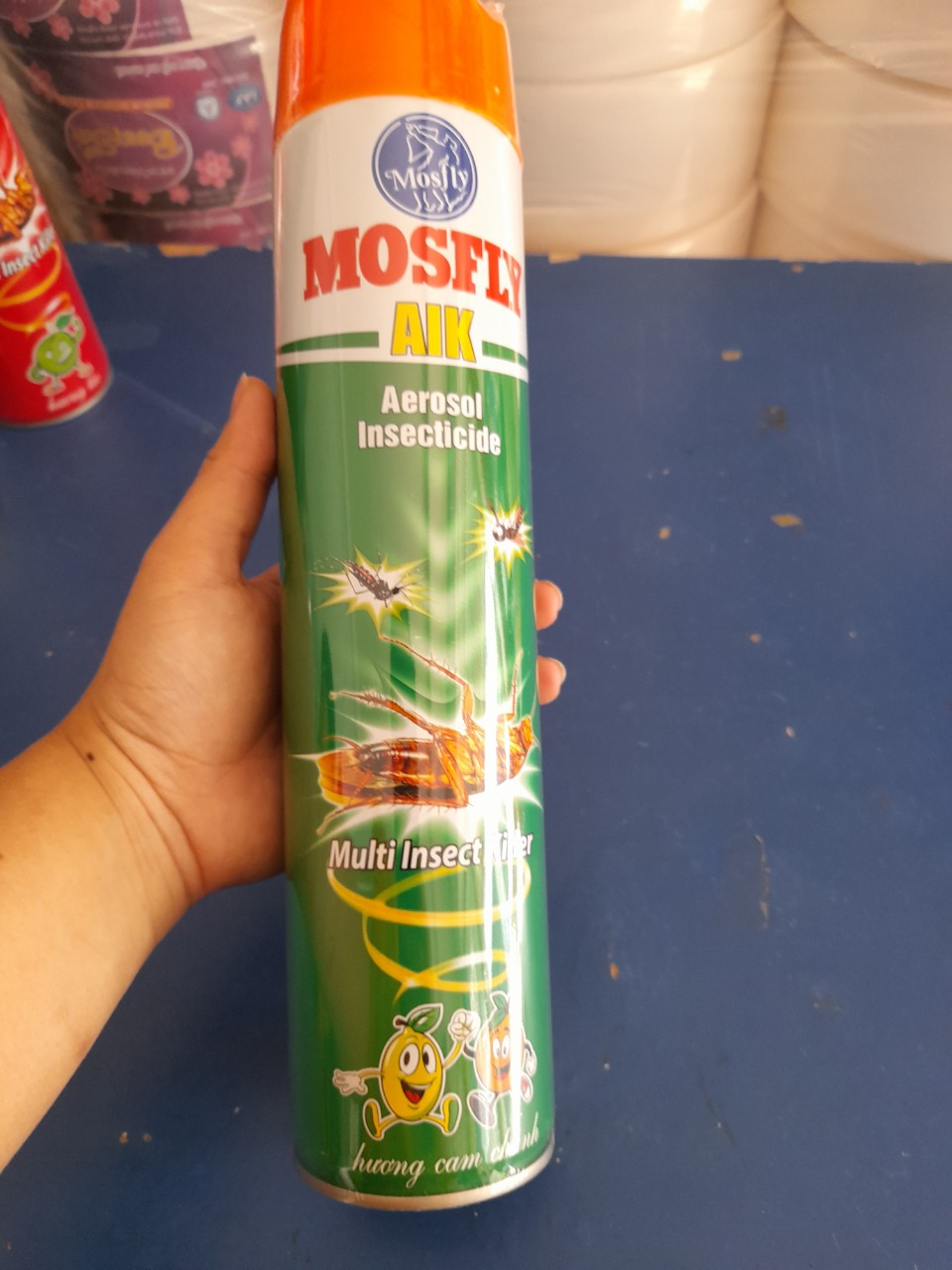 Bình Xịt Muỗi Mosfly chai lớn 600ml mùi trái cây