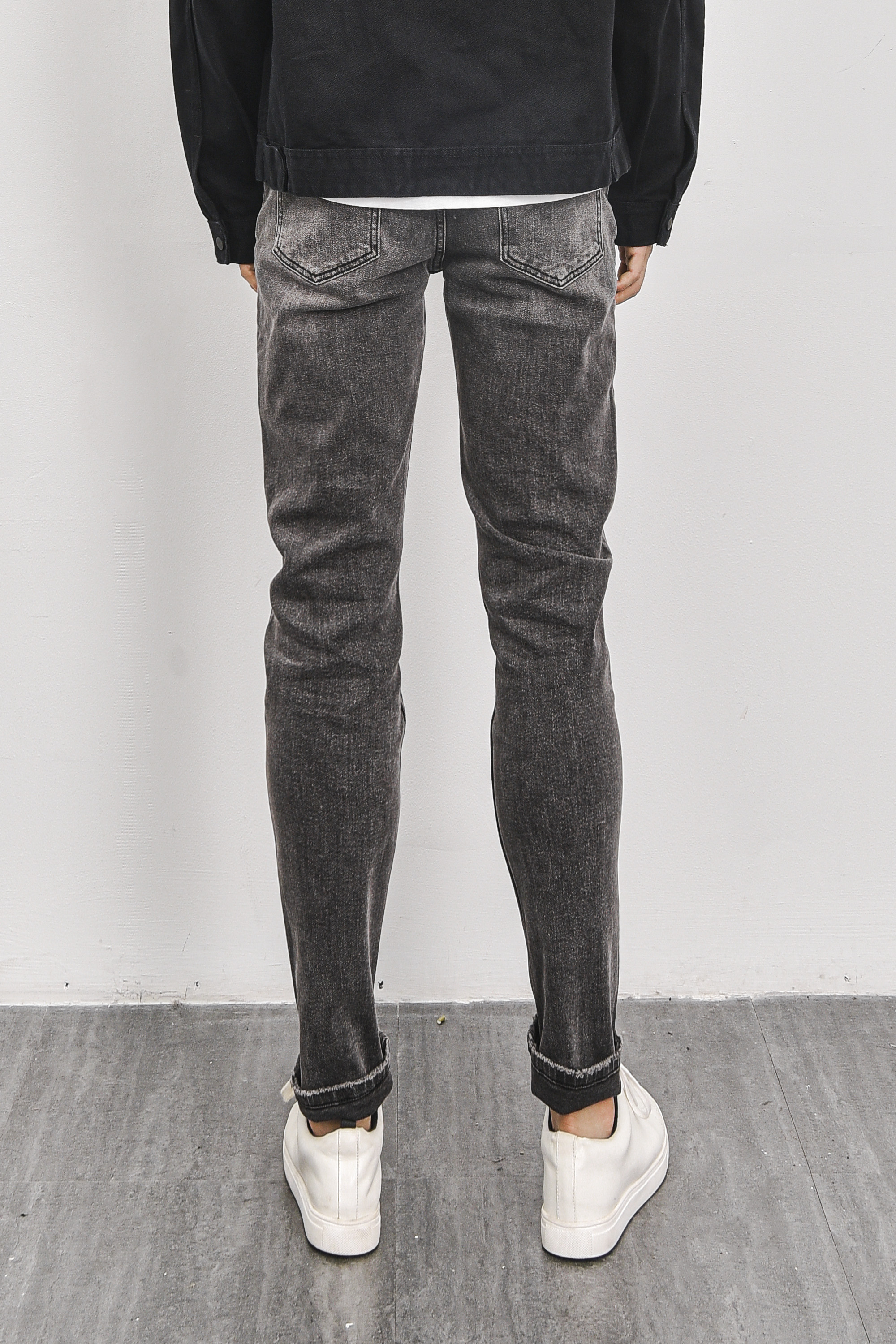 Quần Jean Nam Trơn Form Slim - Routine 10S21DPA006CR1