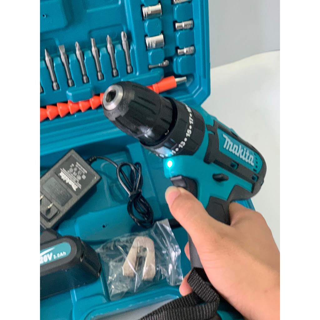 khoan pin 26v makita có búa