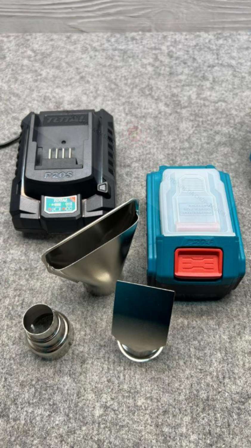 Máy Thổi Nhiệt Dùng Pin 20V TOTAL -- TBLI20025  --