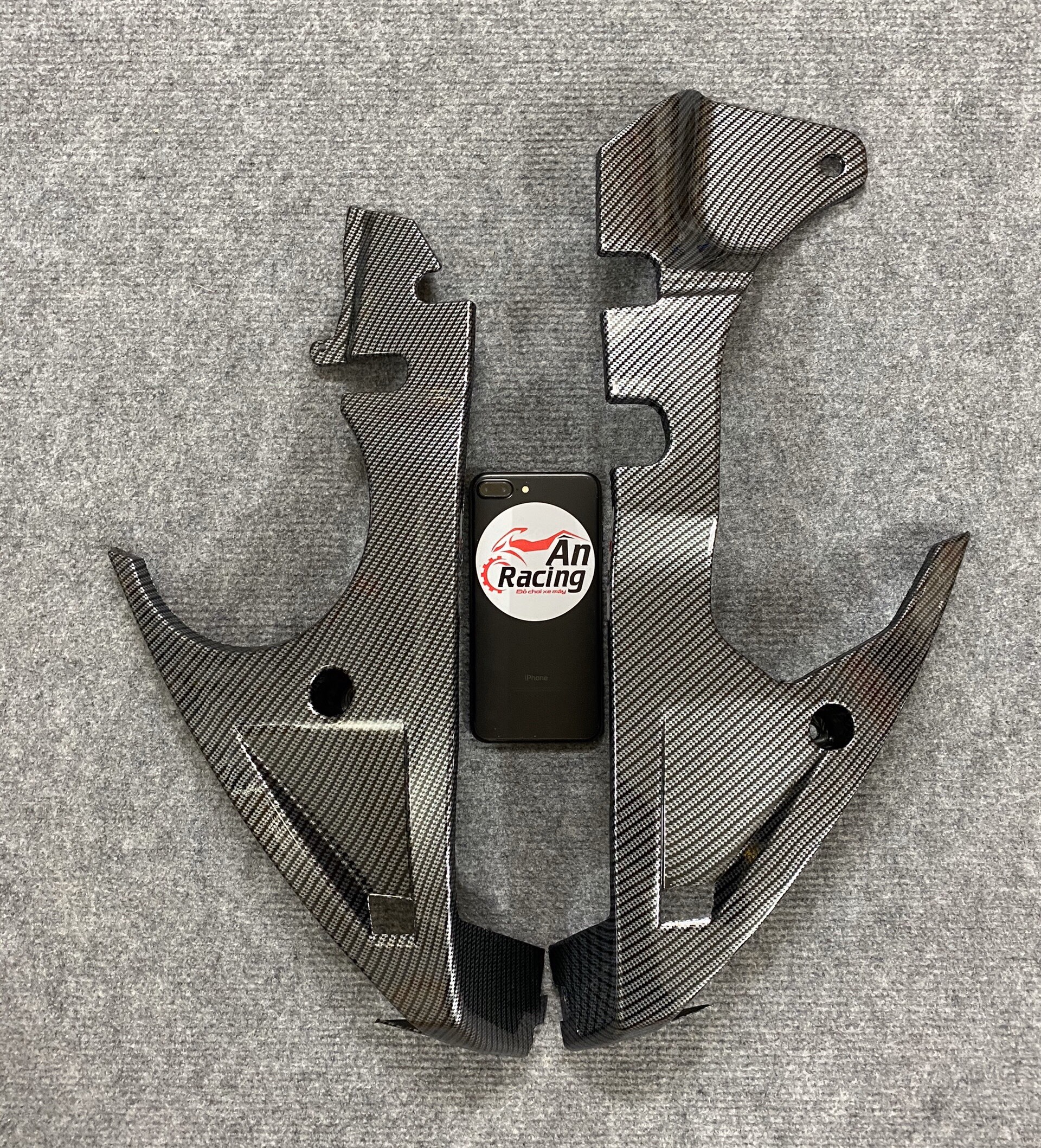 Mỏ cày gắn exciter 150 Carbon