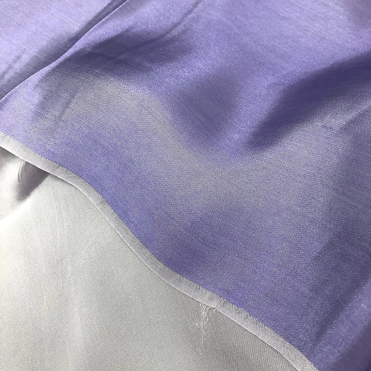 Vải Lụa Tơ Tằm Palacesilk satin màu tím may áo bà ba, áo dài và các loại váy, đầm