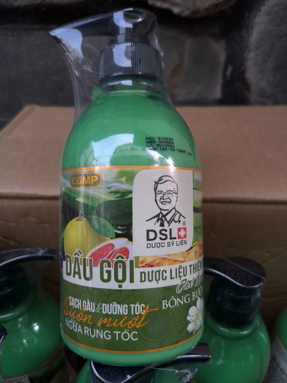 Dầu Gội Dược Liệu Thiên Nhiên Thế Hệ Mới – Bông Bưởi Vàng - DSL Mẫu Mới