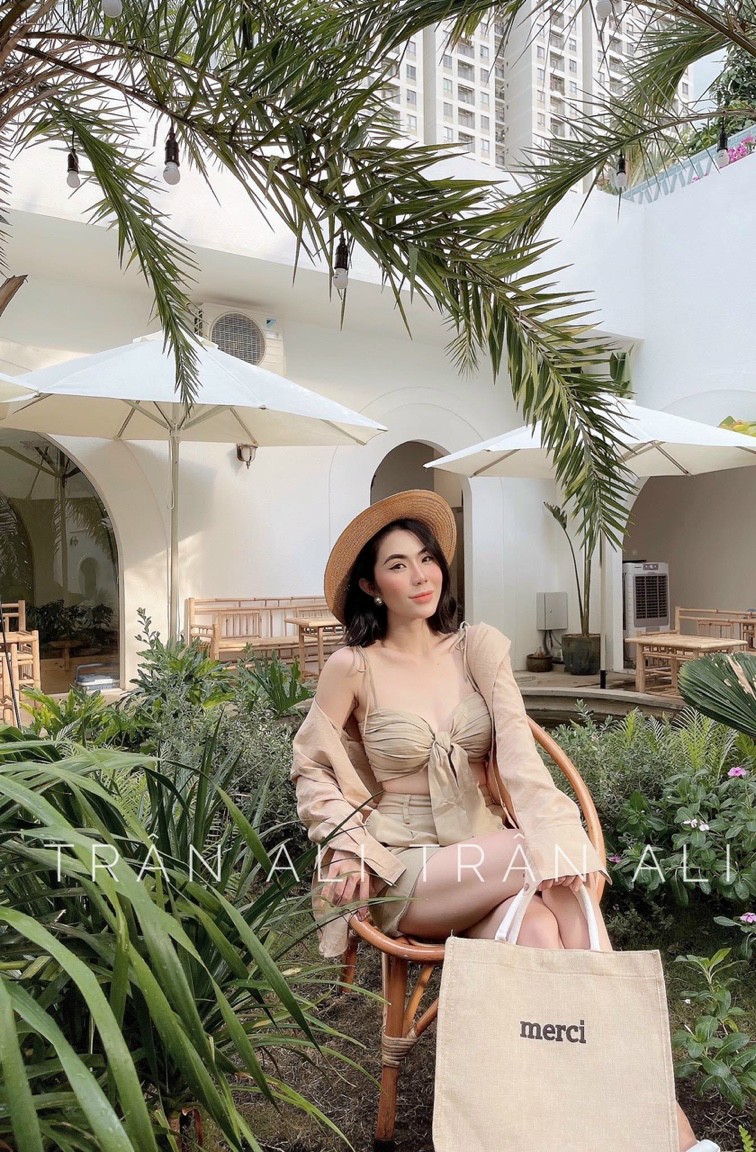 Set đồ nữ 3 món thể thao áo croptop