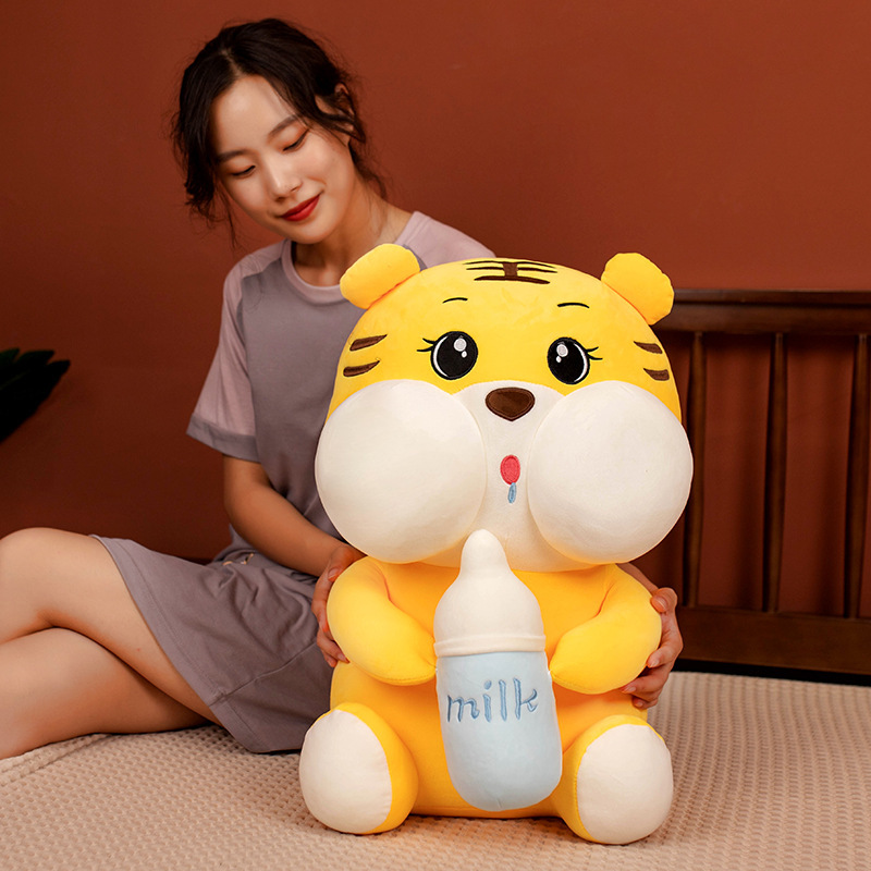 Gấu Bông Hổ Ôm Bình Sữa
