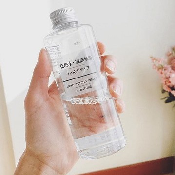 Nước Hoa Hồng MUJI LIGHT TONING WATER 200ml