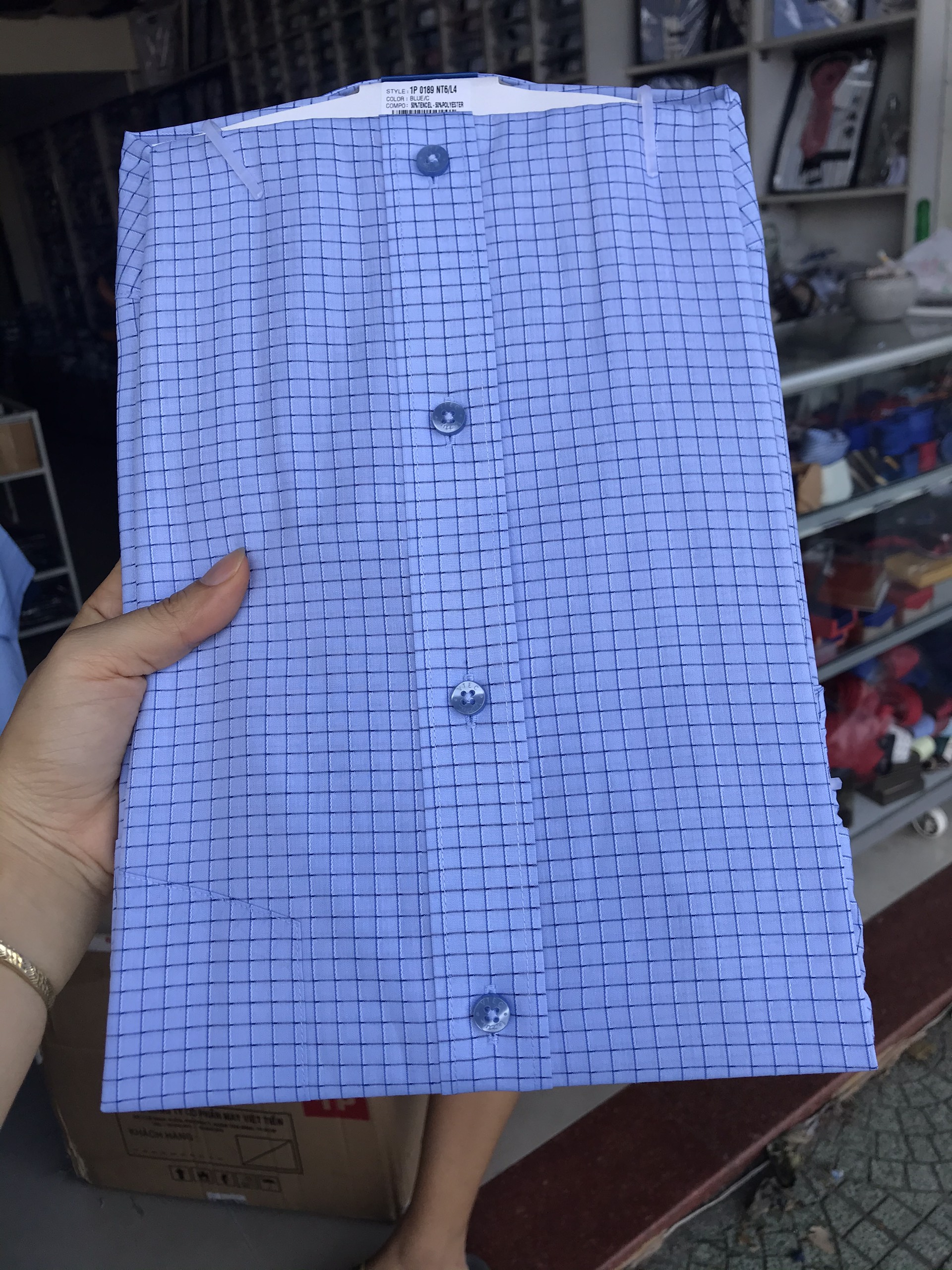 Áo sơ mi Việt Tiến dài tay