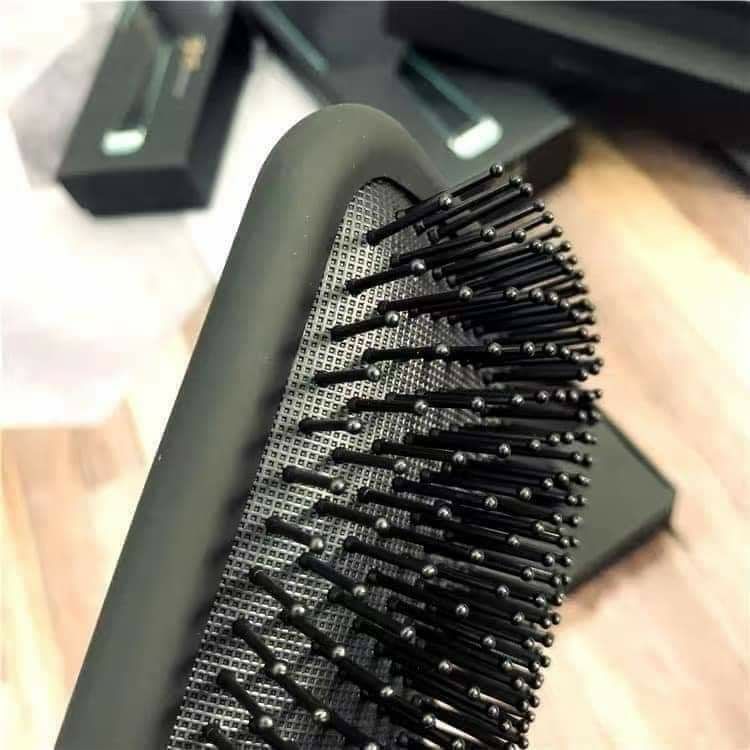 LƯỢC GỠ TÓC RỐI