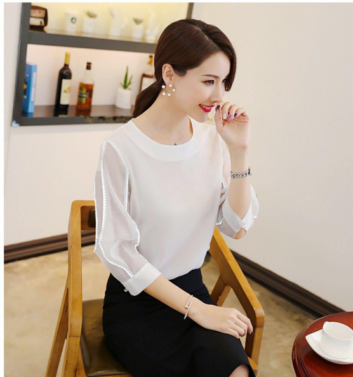 Áo Kiểu Cổ Tròn Viền Ren N-SM0KN8 (Trắng)