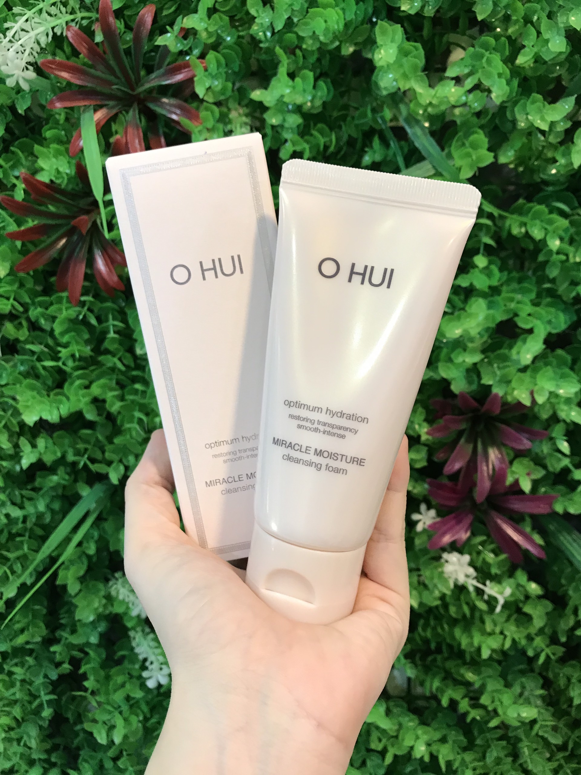 [HCM][Hàng chính hãng] Sữa rửa mặt dưỡng ẩm Ohui Miracle Moisture Cleansing Foam 80ml
