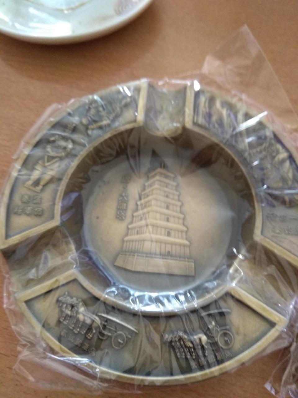 Gạt tàn thuốc cổ Tần Thủy Hoàng