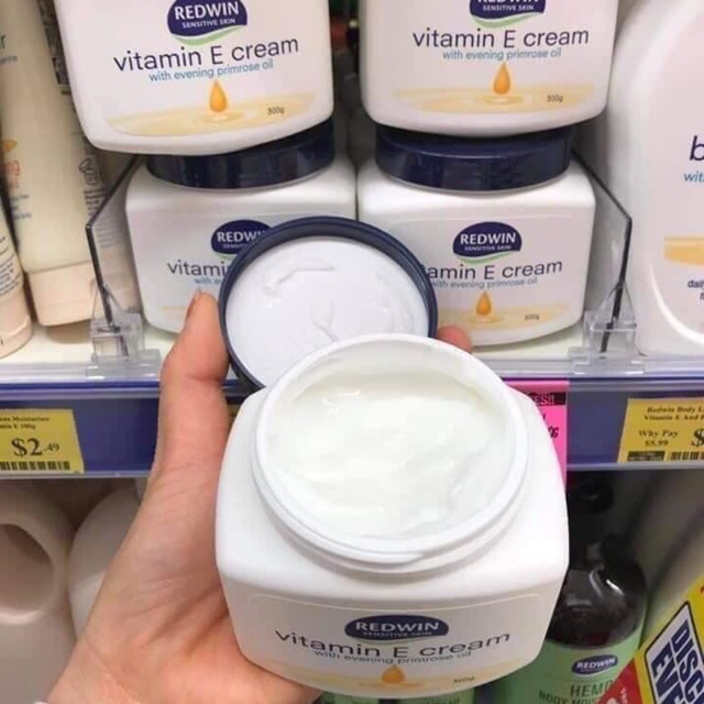 Kem dưỡng da mềm mịn REDWIN Vitamin E Cream