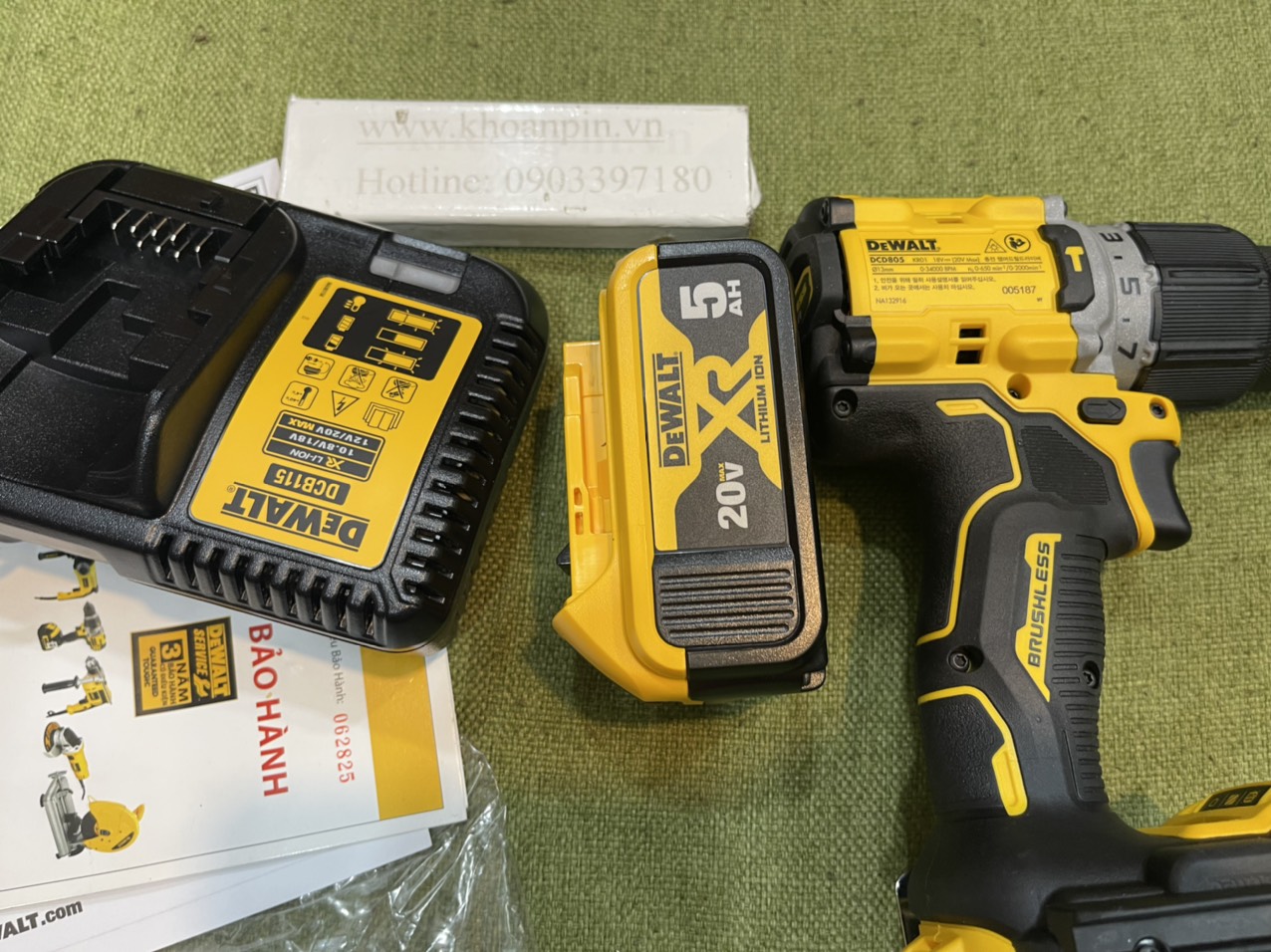 Máy khoan pin Dewalt DCD805N (Thân máy)
