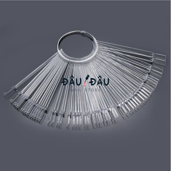 Móng que vuông tập sơn trưng bày 1 bịch 50 que