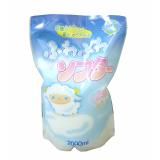 Nước xả mềm vải và khử mùi Fuwa Nhật 2000ml