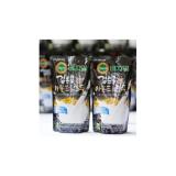 Sữa đậu đen óc chó hạnh nhân Hàn Quốc (thùng 10 bịch x 190ml)