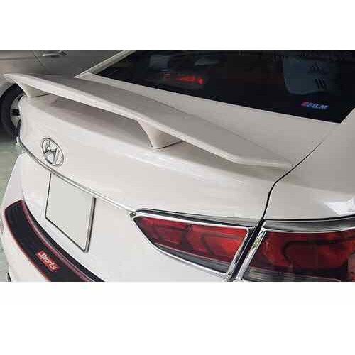 Đuôi gió thể theo có đèn xe ACCENT hàng mộc chưa sơn, nhựa ABS cao cấp Giúp xe ổn định, an toàn hơn khi đi vào đường cong hay tốc độ cao - Do choi xe hoi uy tin