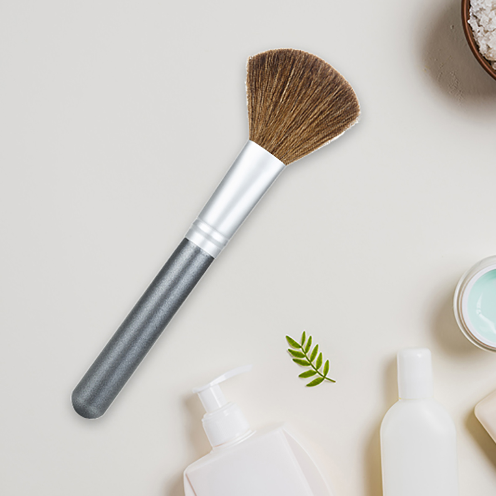 Cọ Trang Điểm Cán Dài Watsons 1Cái