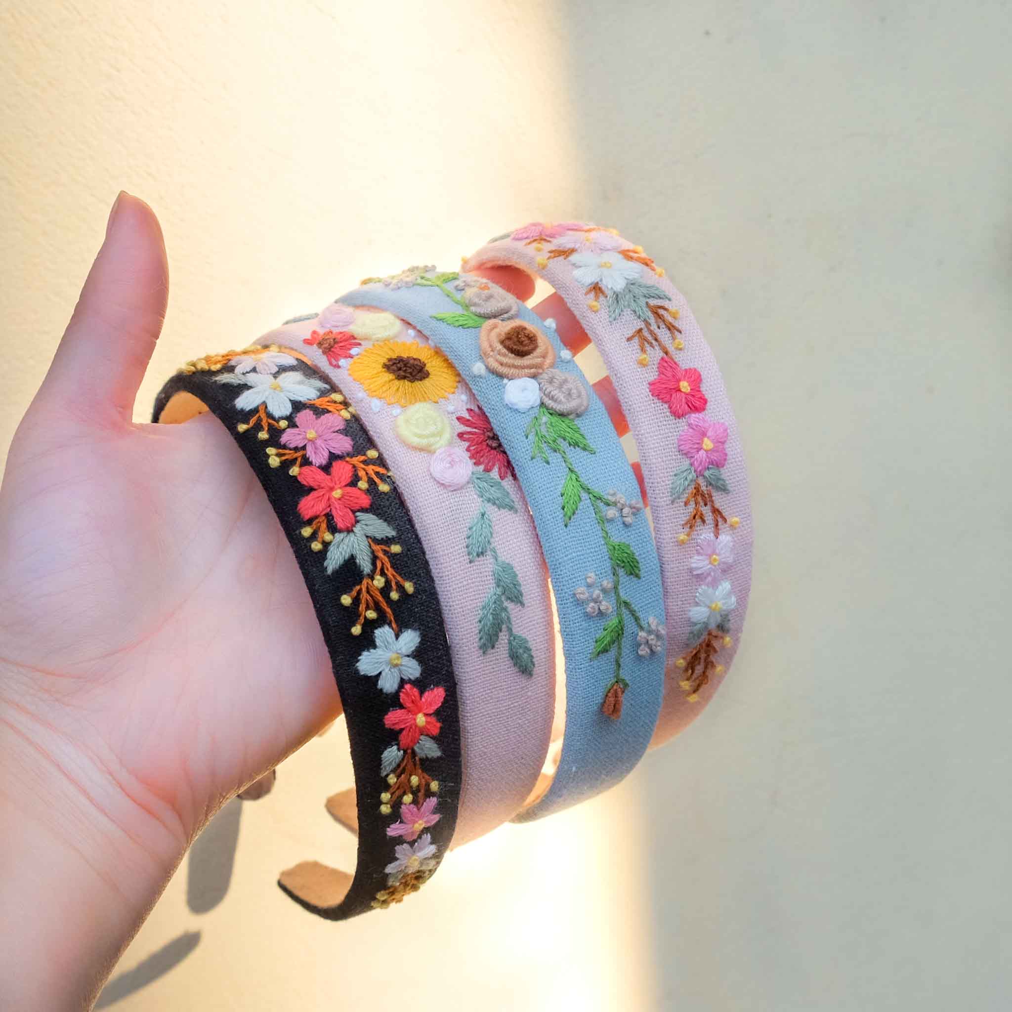 Handmade embroidery linen bandeau (2.5cm)