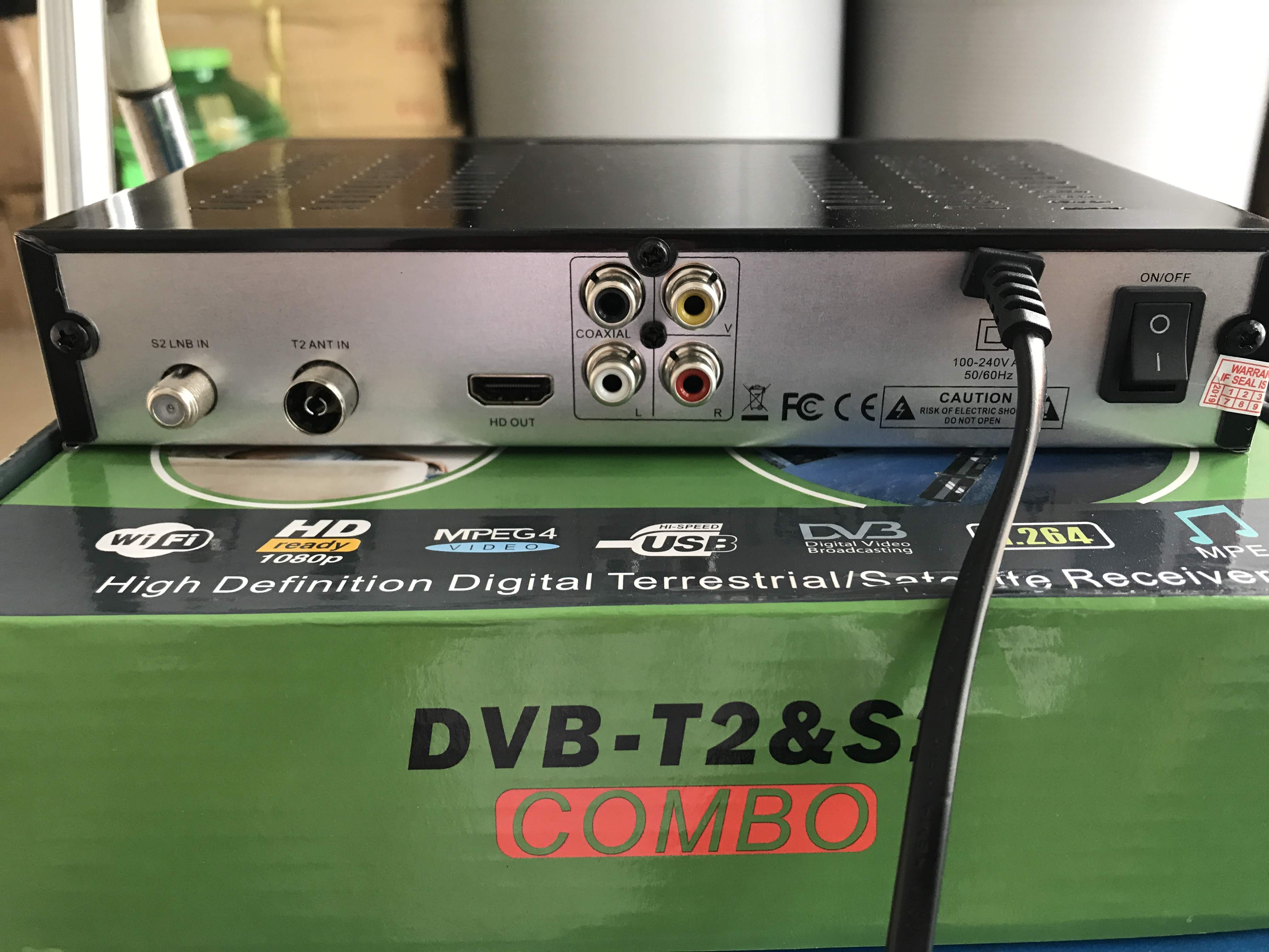 Đầu thu đồng thời kỹ thuật số mặt đất và vệ tinh - combo DVB-T2 & DVB-S2
